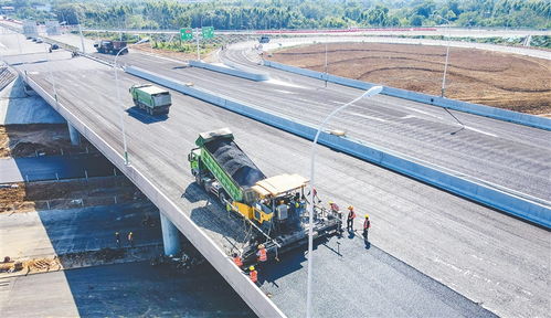 g98環(huán)島高速公路大坡互通立交進(jìn)入收尾施工