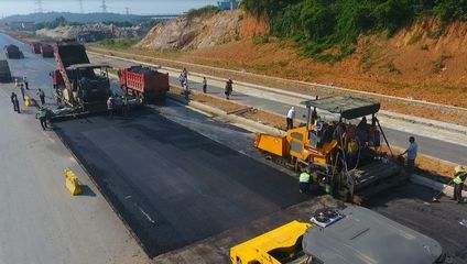 承接馬路高速公路市政道路瀝青路面施工攤鋪修補鋪裝
